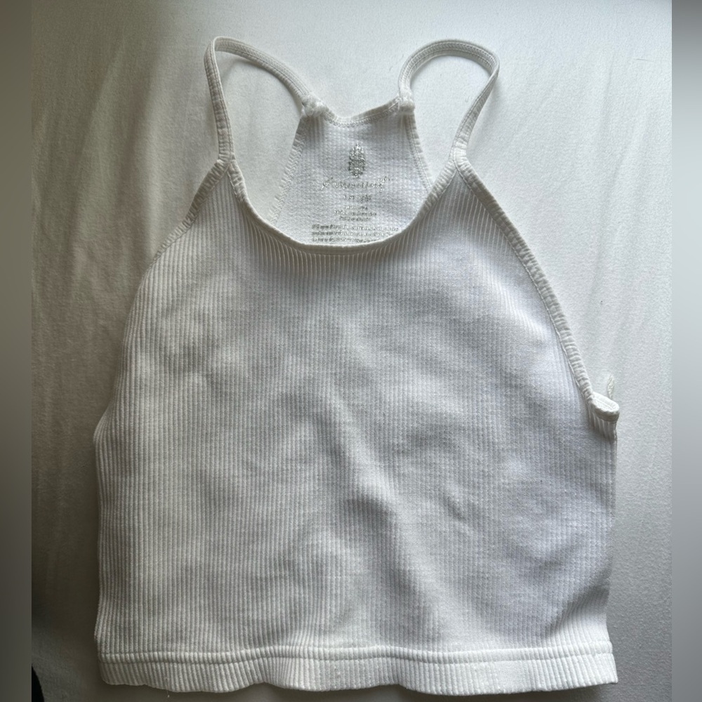 Free People cropped white workout tank 🤍 worn once